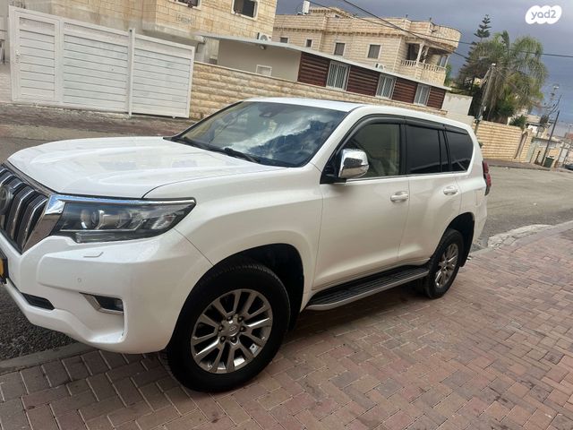 מודעת רכב טויוטה לנד קרוזר