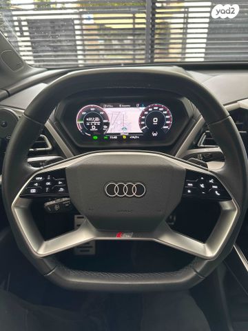 אאודי Q4 e-tron