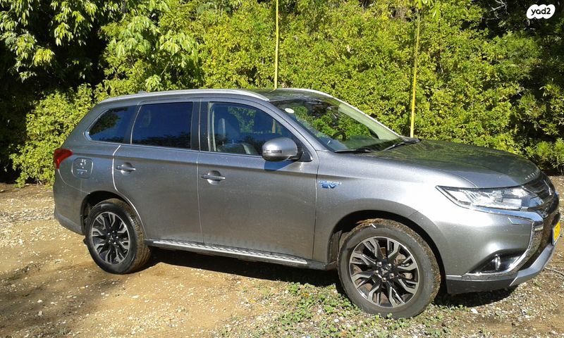 מיצובישי אאוטלנדר