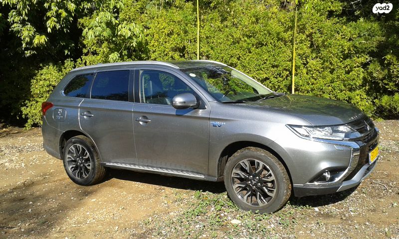 מיצובישי אאוטלנדר