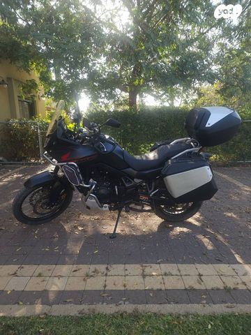 הונדה Transalp 750