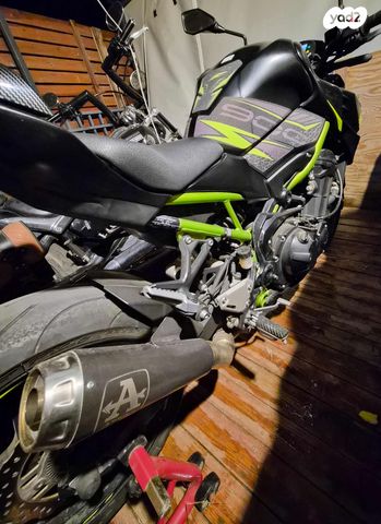 קאוואסאקי Z900