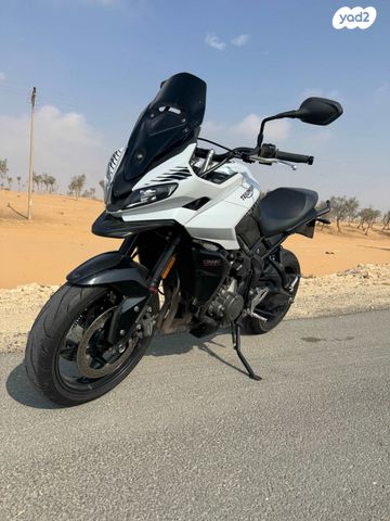 טריומף Tiger 660