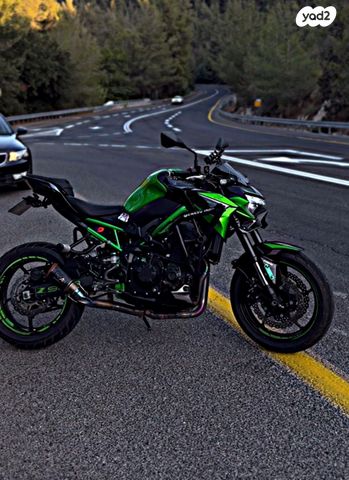 קאוואסאקי Z900