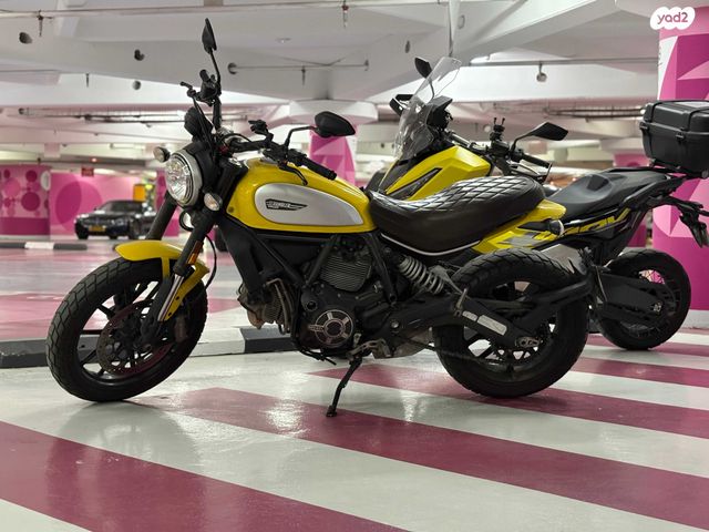 מודעת רכב דוקאטי סקרמבלר אייקון