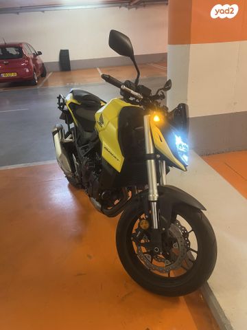 הונדה HORNET 750