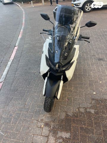 ימאהה NMAX