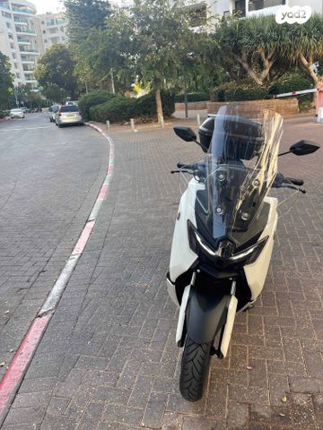ימאהה NMAX