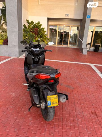 ימאהה X-Max 125 Sport