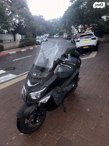 מודעת רכב סאן יאנג ג'וי רייד 200