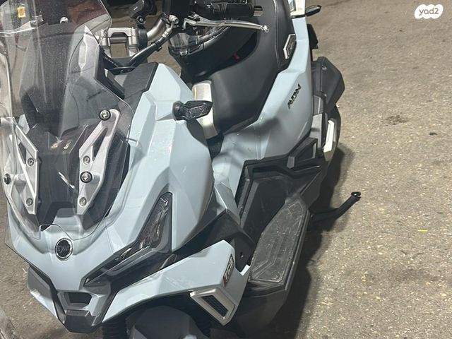 סאן יאנג 125ADX