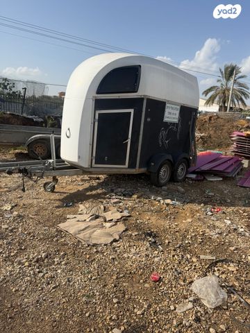 מודעת רכב נגרר (קראוון נגרר)