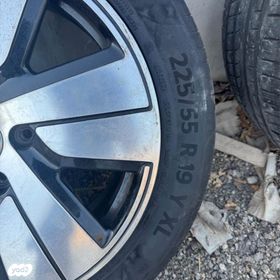 feedItemObj.data.row_1