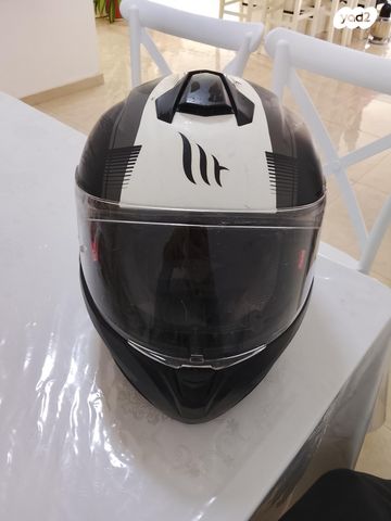 feedItemObj.data.row_1