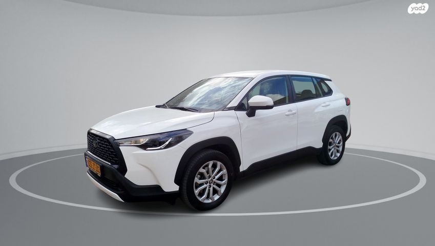 מודעת רכב טויוטה קורולה קרוס