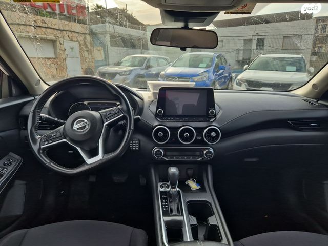 ניסאן סנטרה