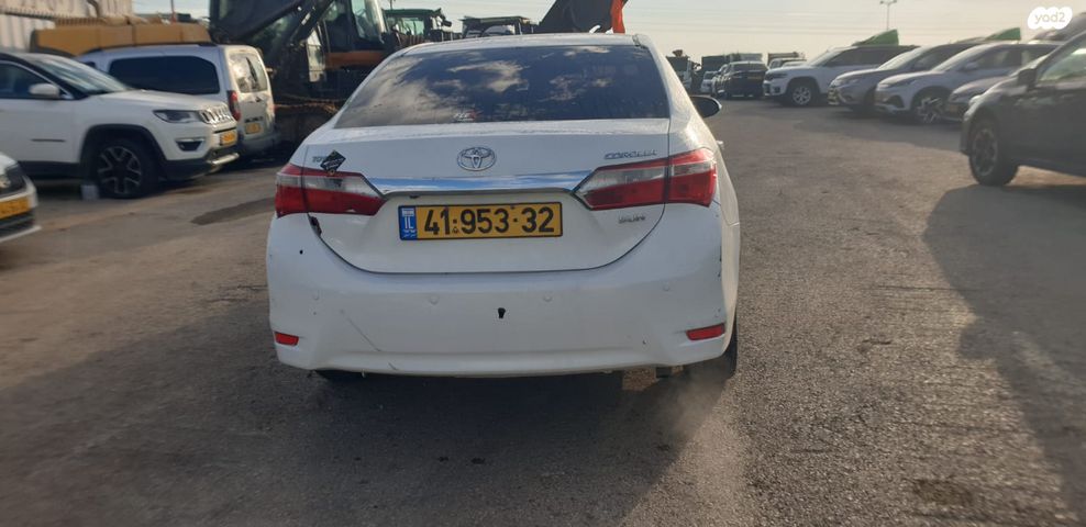 מודעת רכב טויוטה קורולה 2