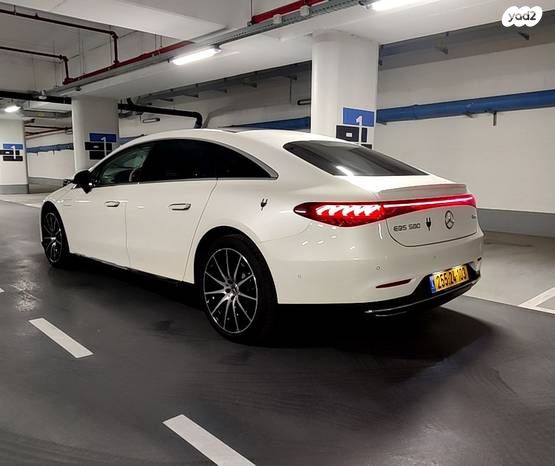 מרצדס-בנץ EQS