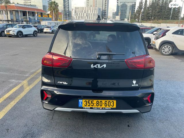 קיה נירו פלוס