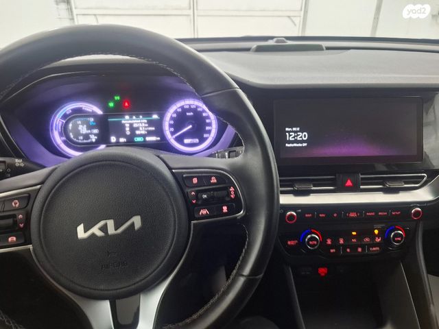 קיה נירו פלוס