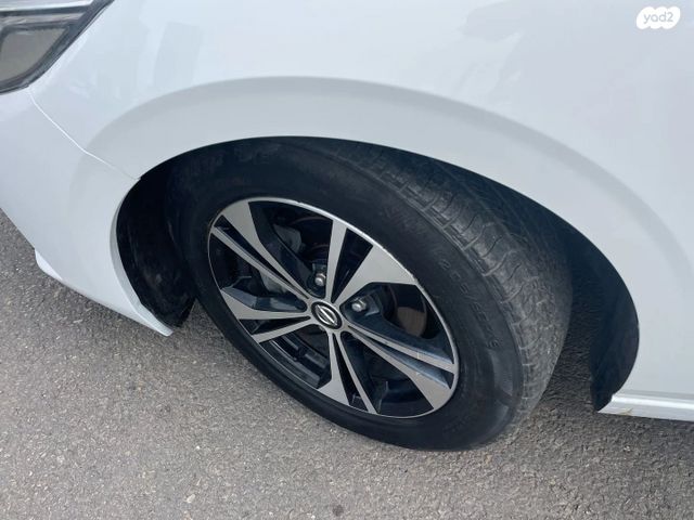 ניסאן סנטרה