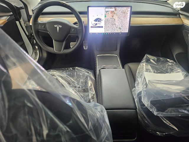 טסלה מודל 3