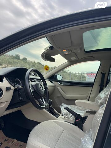 סקודה אוקטביה 