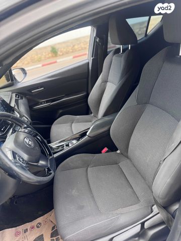 טויוטה C-HR