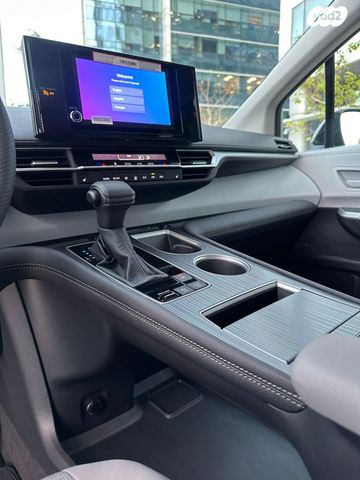 טויוטה סיינה