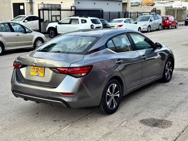 ניסאן סנטרה