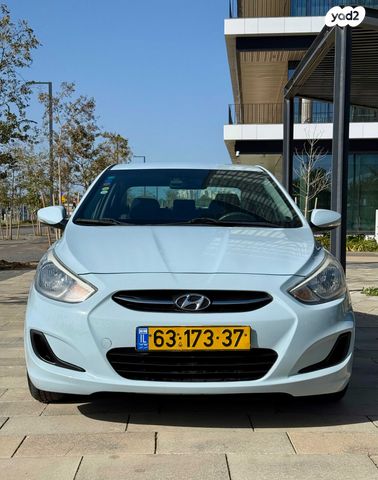 יונדאי אקסנט i25