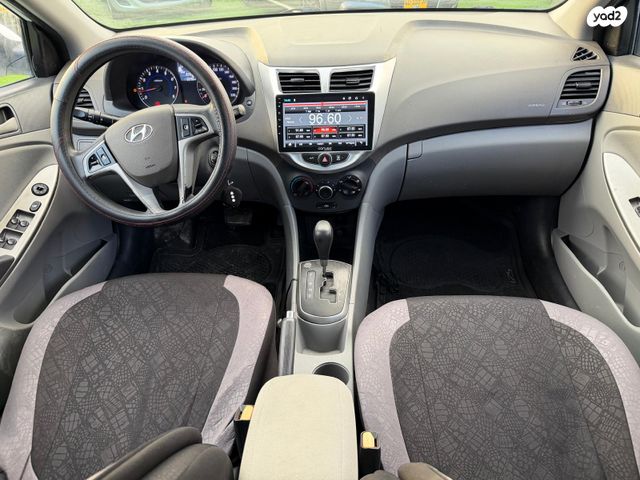 יונדאי אקסנט i25