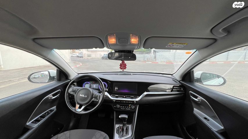 קיה נירו פלוס