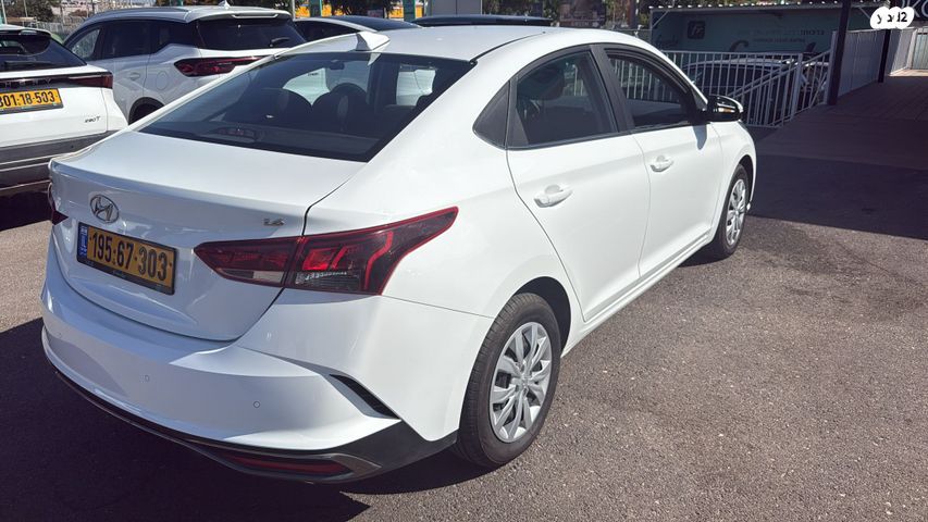 יונדאי אקסנט i25