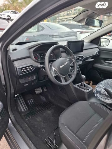 דאצ'יה לוגאן