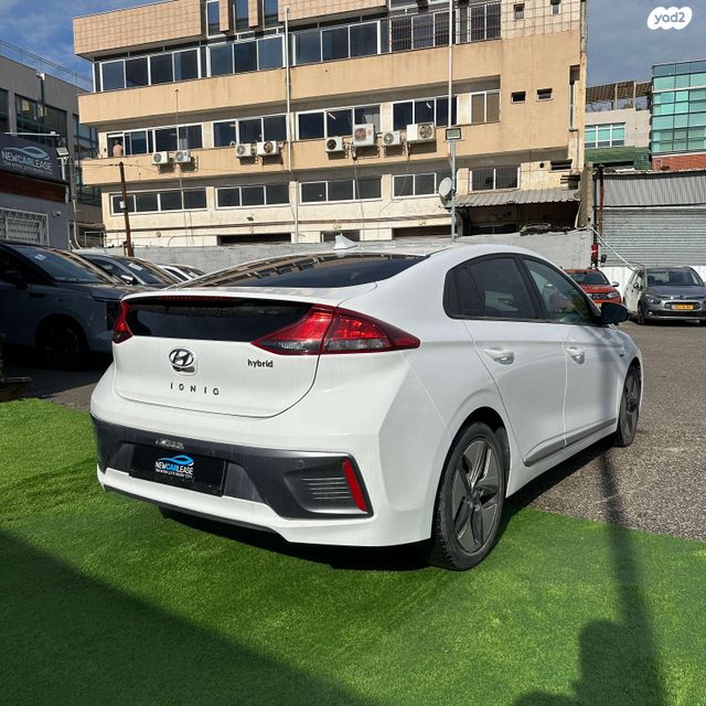 יונדאי איוניק