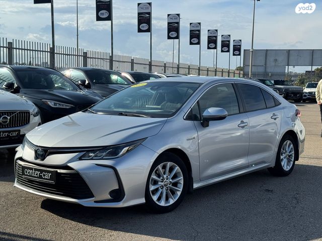 מודעת רכב טויוטה קורולה