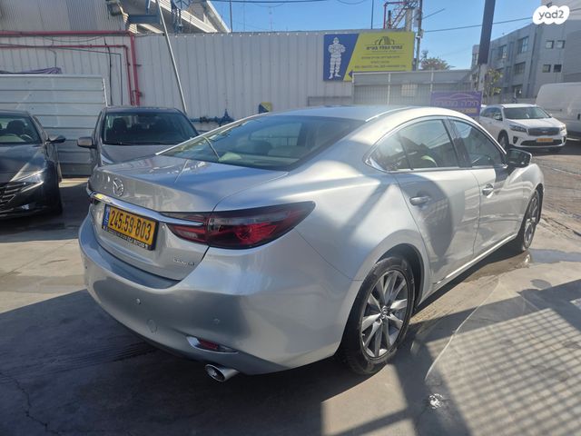 מודעת רכב מאזדה 6