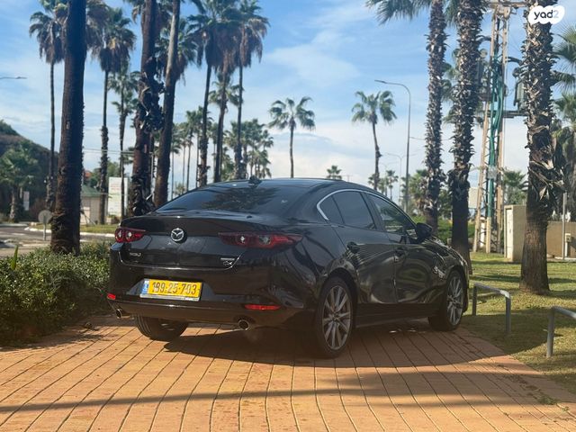 מאזדה 3
