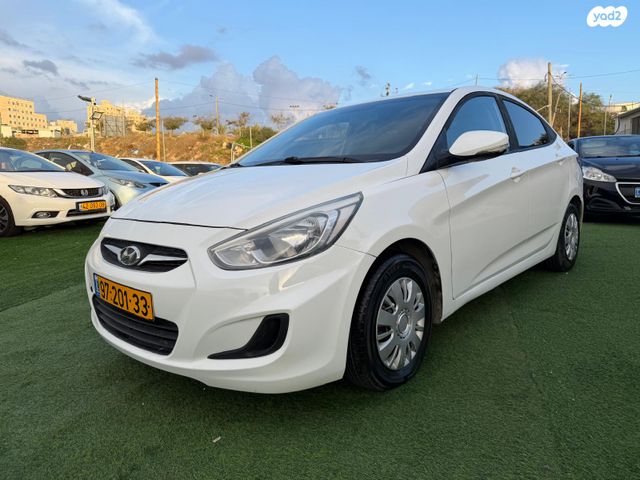 יונדאי אקסנט i25