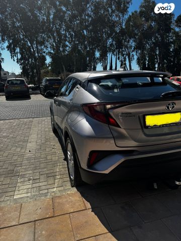 טויוטה C-HR