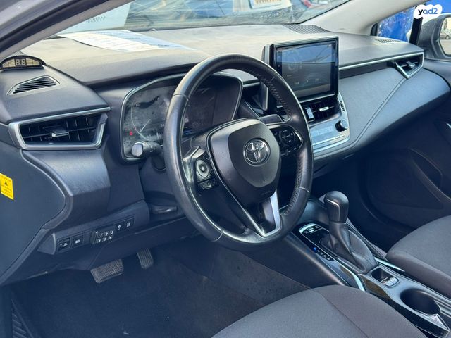 טויוטה קורולה