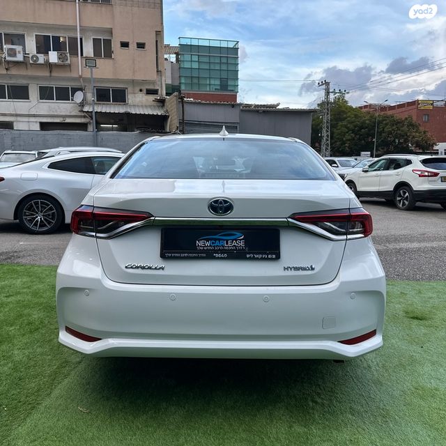 טויוטה קורולה