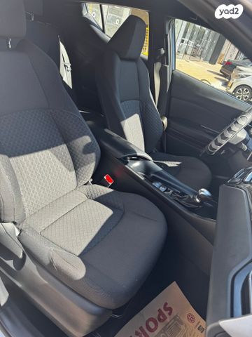 טויוטה C-HR