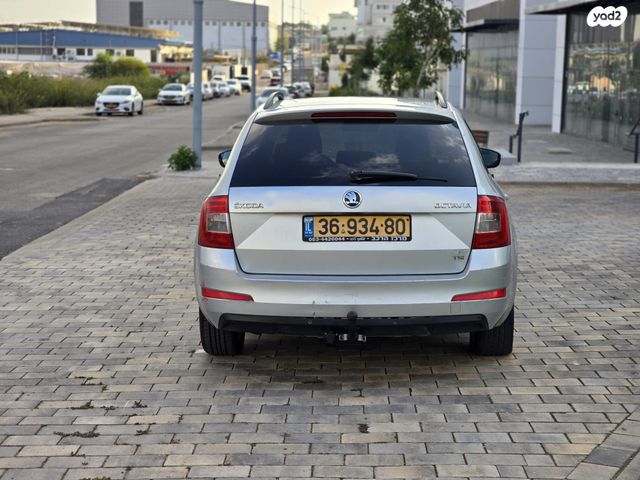 סקודה אוקטביה