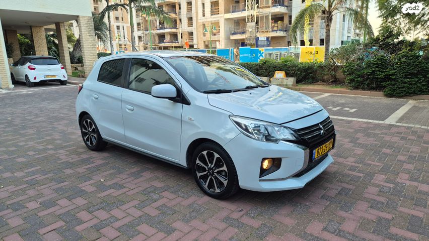 מיצובישי ספייס סטאר