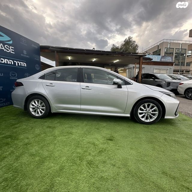 טויוטה קורולה