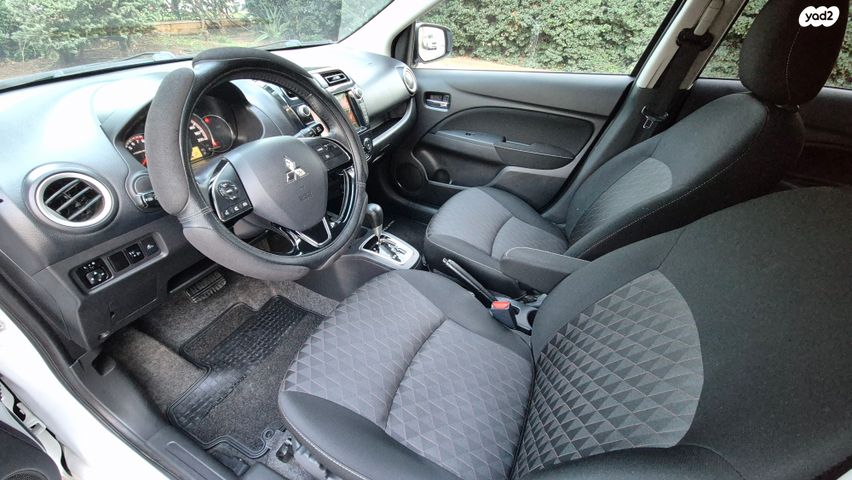 מיצובישי ספייס סטאר