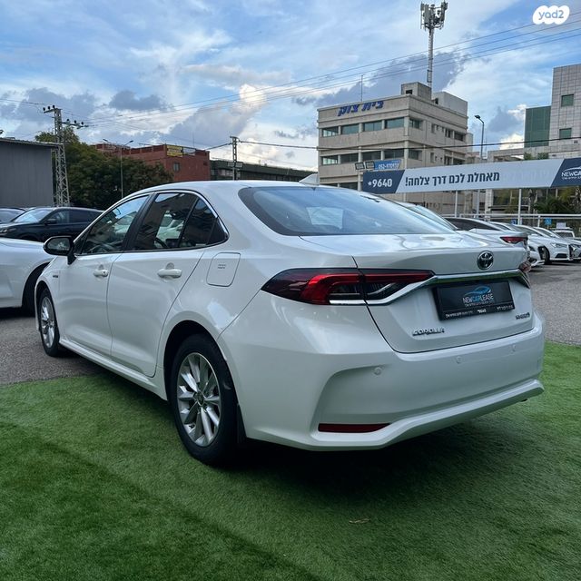 טויוטה קורולה