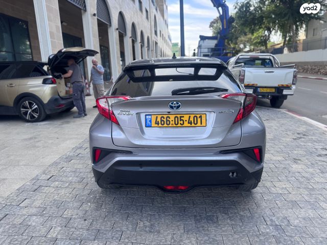 טויוטה C-HR